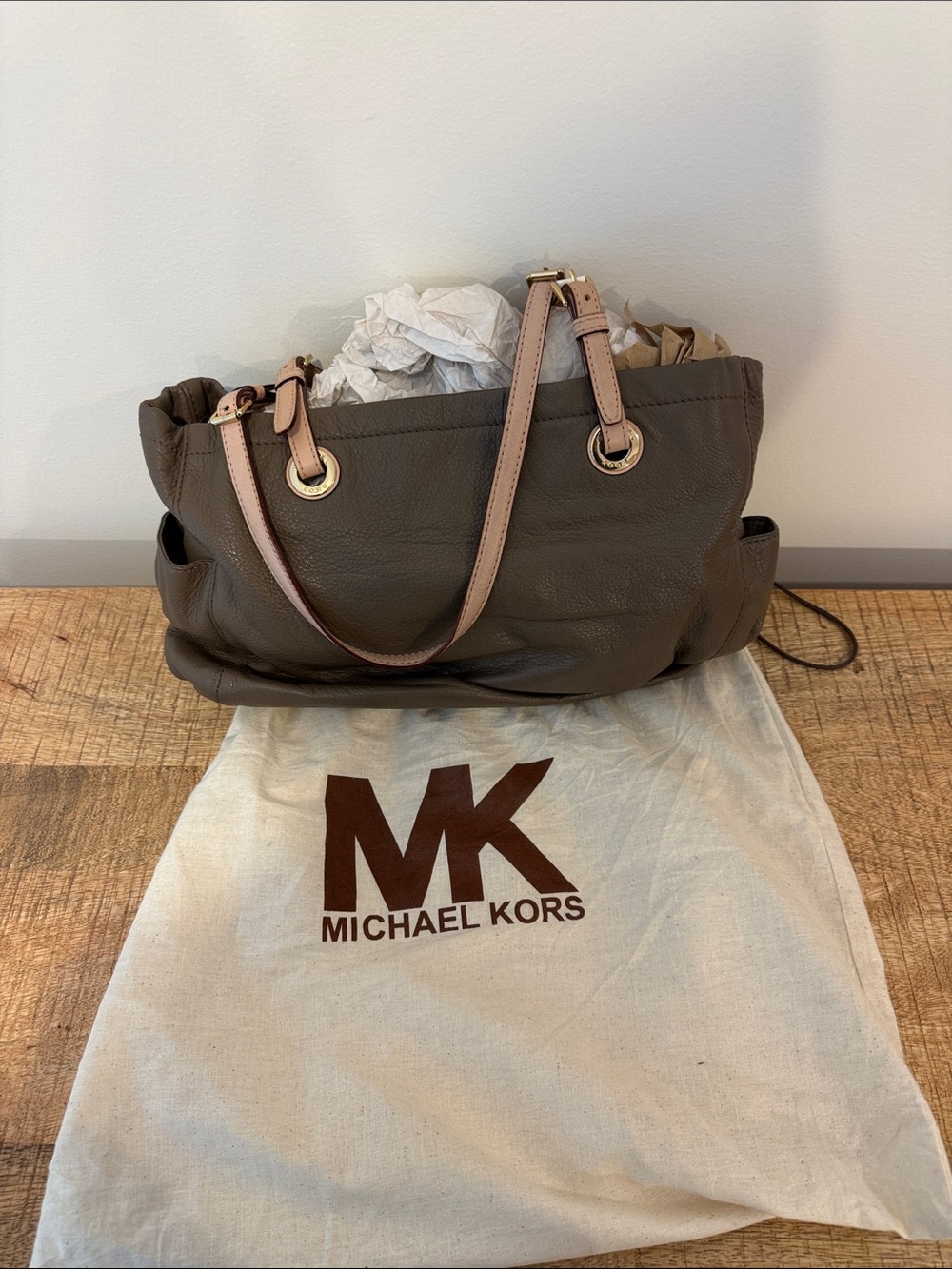Michael Kors Taupe Leather Shoulder Bag with Pink Trim